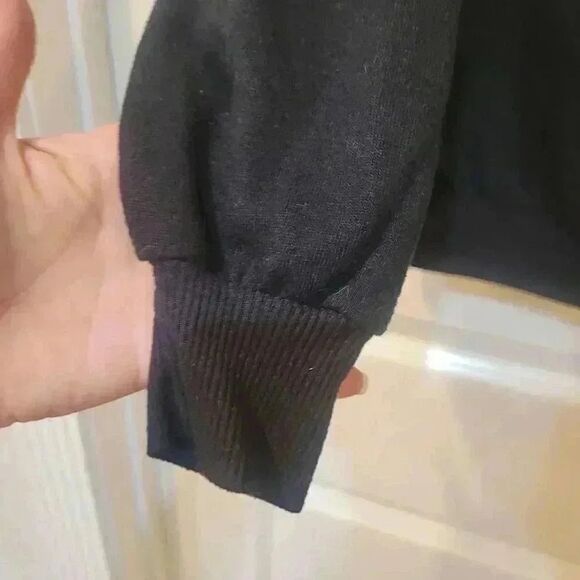 Disney Jerry Leigh Black Cotton w Graphic Keyhole Sweatshirt - Picture 6 of 8